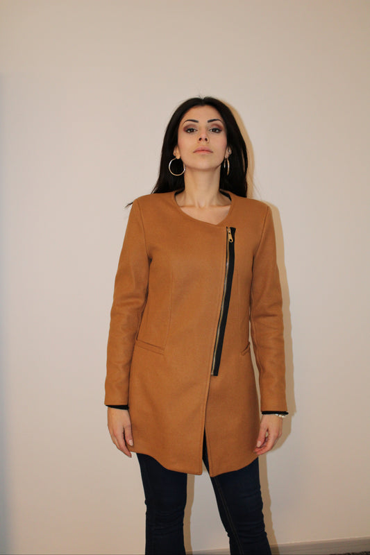 CAPPOTTO CON ZIP LATERALE